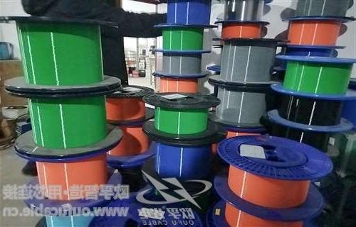 遂宁市光纤光缆生产厂家：室内48芯单模单元式束状光缆特点